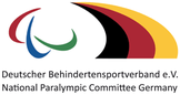 Logo des Deutschen Behindertensportverbandes e.V., National Paralympic Committee Germany, mit stilisierten Paralympics-Symbolen und schwarz-rot-goldenem Bogen.